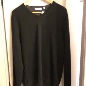 Calvin Klein Men’s Merino Wool V-Neck Sweater - M